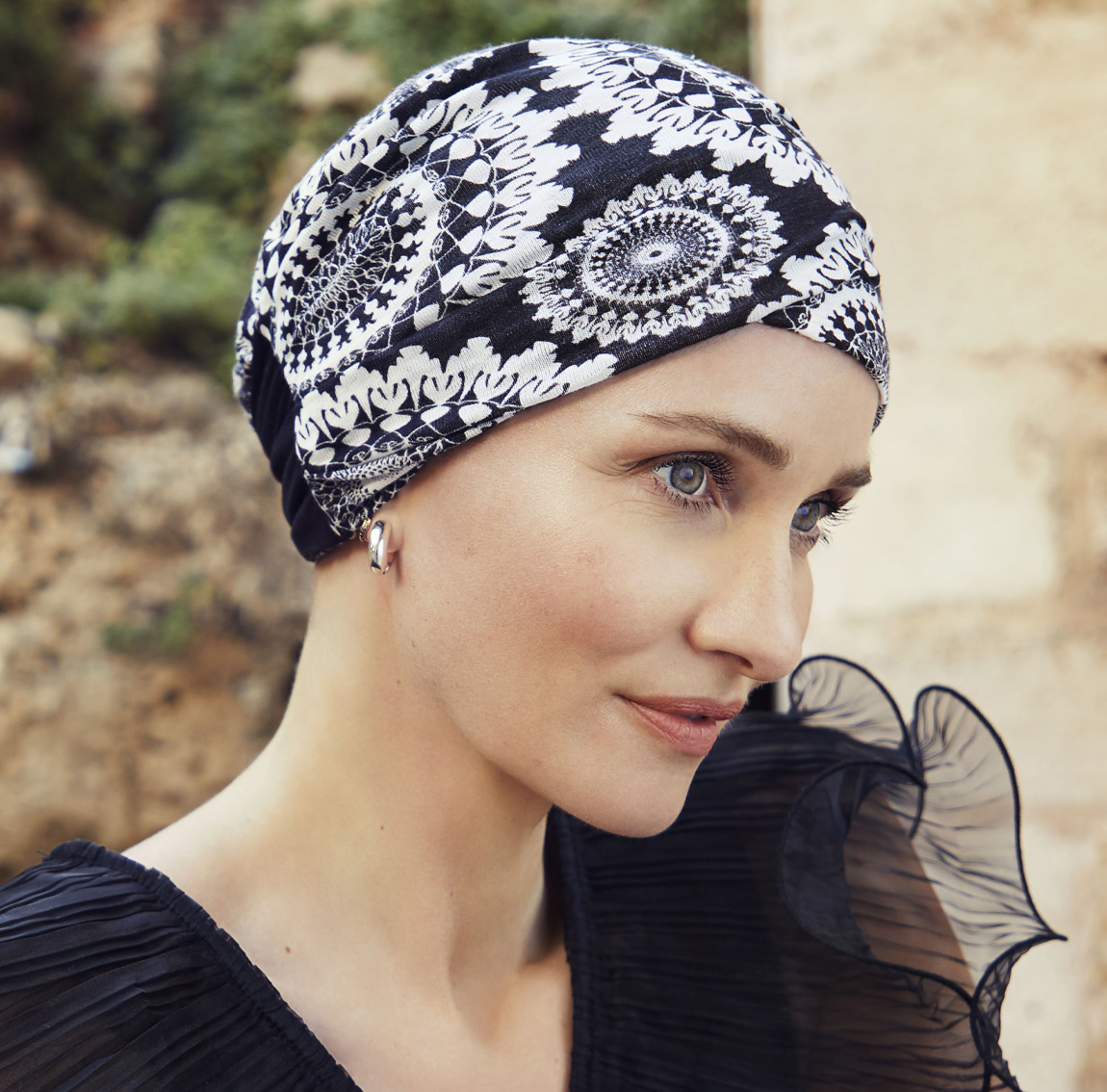 bonnet chimio amia lin mandala noir 1522 0818 house of christine headwear